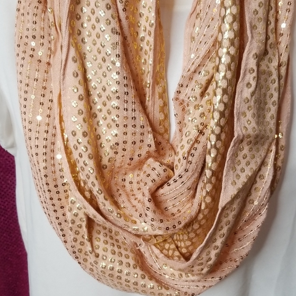 Infinity scarf